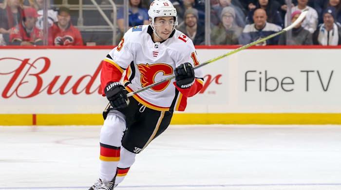 johnny-gaudreau-flames-jets.jpg